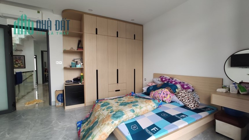 VILLA MINI TỈNH LỘ 10 - DT 6.2 x 20M - 3 TẦNG GIÁ CHỈ 7 TỶ 950TR