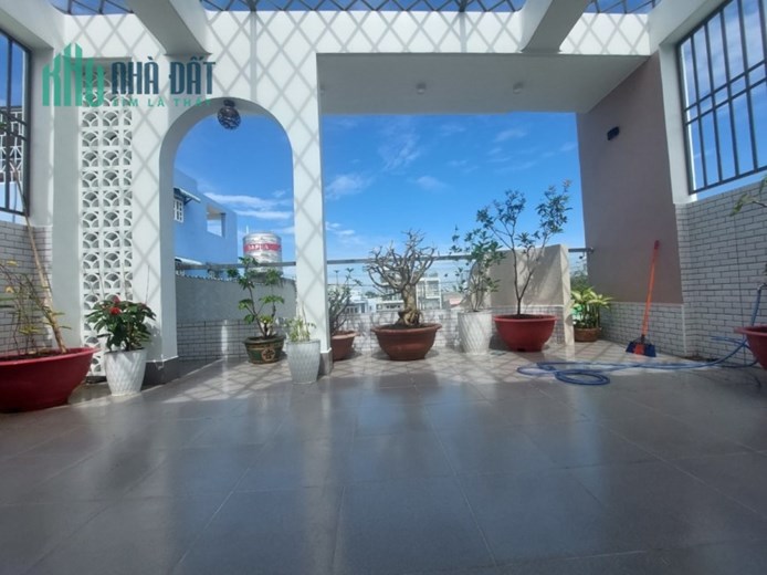 VILLA MINI TỈNH LỘ 10 - DT 6.2 x 20M - 3 TẦNG GIÁ CHỈ 7 TỶ 950TR