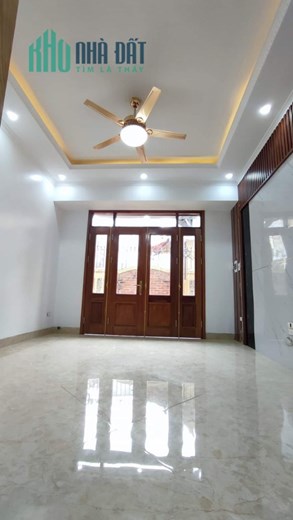 HOT, HIẾM, MỚI, VƯƠNG THỪA VŨ