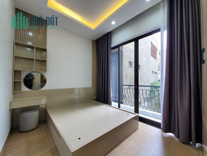 Bán nhà phố Pháo Đài Láng, 30m ô tô tránh, 2 thoáng, nhà đẹp, 60m, 3PN, nhỉnh 6 tỷ