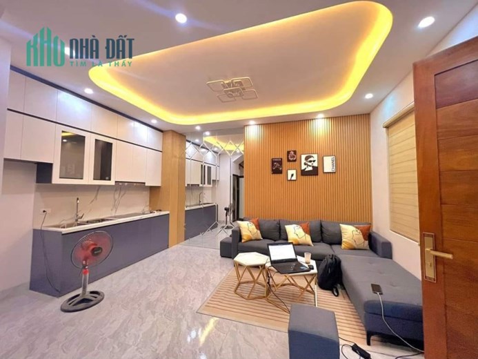 Bán nhà Tôn Đức Thắng, Đống Đa, SH quay đầu, 30m2 5T mt4M, giá