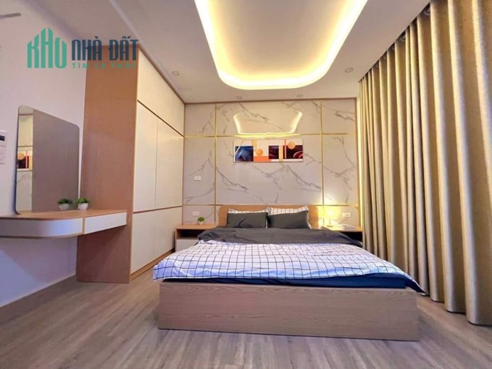 Bán nhà Tôn Đức Thắng, Đống Đa, SH quay đầu, 30m2 5T mt4M, giá