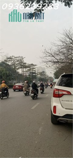 ĐẤT ĐẸP PHỐ NGUYỄN KHÁNH TOÀN 32M2 - CHỈ 2.XX TỶ