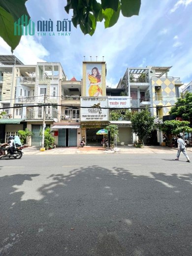 SANG NHƯỢNG SPA GIÁ RẺ ngay trung tâm khu TÊN LỬA- BÌNH TÂN