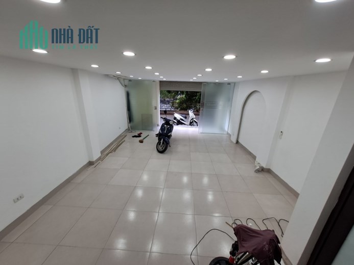 Cần Tìm Người Thuê Nhà Riêng Biệt  Mặt bằng KD mặt Đường ven sông Lừ , quận Đống Đa