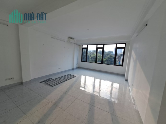 Cần Tìm Người Thuê Nhà Riêng Biệt  Mặt bằng KD mặt Đường ven sông Lừ , quận Đống Đa