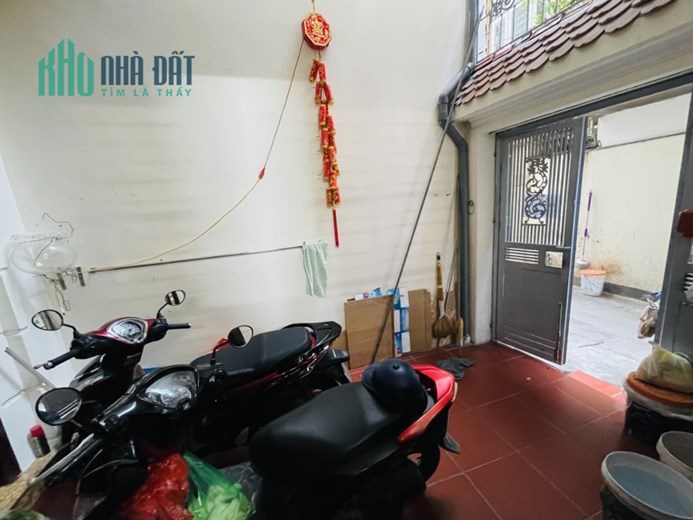 Chính Chủ Nhờ Tìm Khách Thuê Nhà Riêng Biệt Thoáng Đãng Thụy Khuê, 5 ngủ