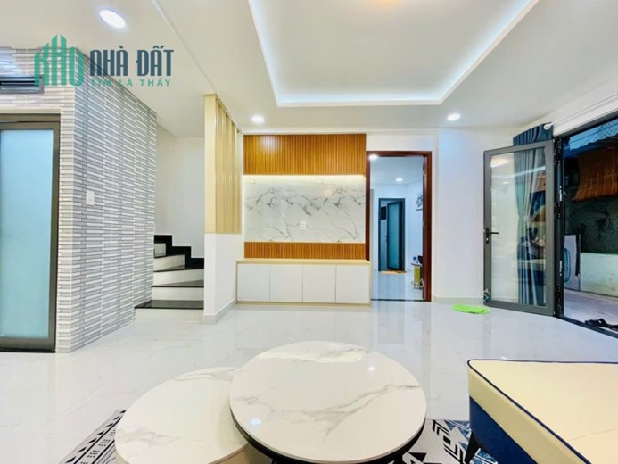 Bán nhà  OTO đỗ cổng– Gần bãi gửi xe – Xuân đỉnh  59m 5tầng 5,1  tỷ