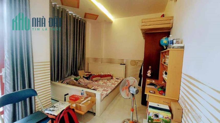 Bán nhà tâm huyết 5x20m, 3 tầng, HXH Hà Huy Giáp, Quận 12 giáp Gò Vấp