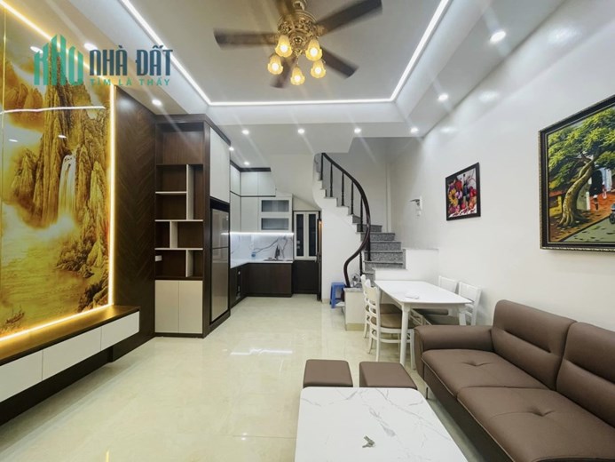NHÀ DÂN XÂY LÔ GÓC CỰC HIẾM 15M RA ÔTÔ TRÁNH 45M2 4 TẦNG 4 NGỦ 4.2 TỶ THỊNH LIỆT
