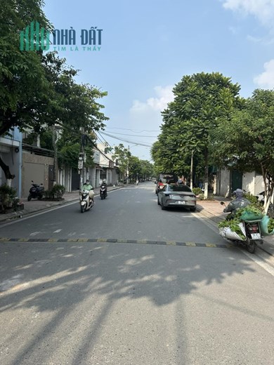BÁN ĐẤT PHỐ THẠCH CẦU ( LONG BIÊN) - TẶNG BIỆT THỰ MINI _ GIÁ ĐẦU TƯ - KINH DOANH