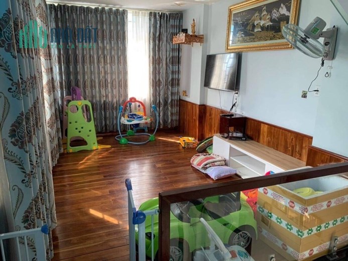 BÁN NHÀ 2 MẶT HẺM XE TẢI - TRUNG TÂM LINH ĐÔNG - 60M2 - 4 TẦNG - GIÁ CHỈ 5.7 TỶ.