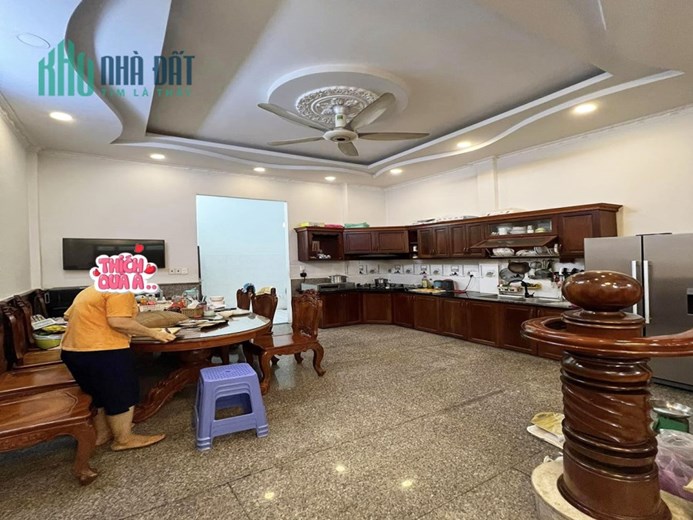 MẶT TIỀN ĐỈNH LÊ VĂN KHƯƠNG QUẬN 12 - 3 TẦNG BTCT, SẴN DÒNG TIỀN HƠN 20 TRIỆU/THÁNG - NHÀ MỚI ĐẸP