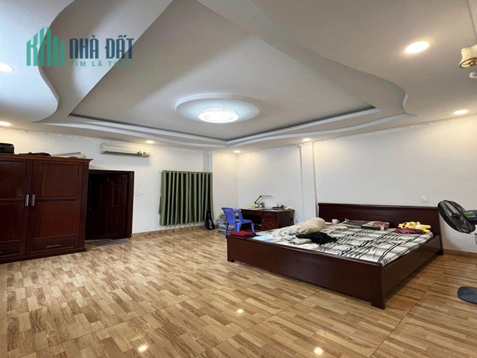 MẶT TIỀN ĐỈNH LÊ VĂN KHƯƠNG QUẬN 12 - 3 TẦNG BTCT, SẴN DÒNG TIỀN HƠN 20 TRIỆU/THÁNG - NHÀ MỚI ĐẸP