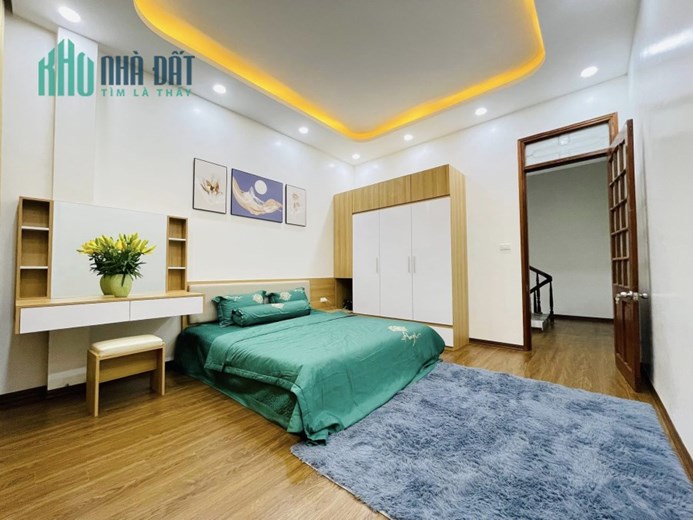 NHÀ PHỐ THỤY KHUÊ TÂY HỒ  DT: 55M2 5 TẦNG MT4.7M  4 PHÒNG NGỦ GIÁ: 6.25 TỶ  QUẬN TÂY HỒ + FUN NỘI