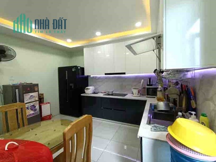 Bán Gấp Nhà Gần Tỉnh Lộ 43, Bình Chiếu, Thủ Đức, 66m2_4x16.5m, HXT, ChỉNhỉnh 3 tỷ, Vào Ở Ngay