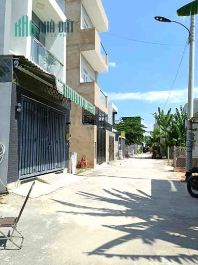 Bán Gấp Nhà Gần Tỉnh Lộ 43, Bình Chiếu, Thủ Đức, 66m2_4x16.5m, HXT, ChỉNhỉnh 3 tỷ, Vào Ở Ngay