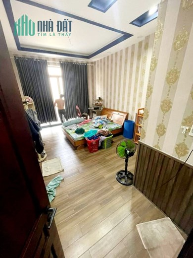 OTO VÀO NHÀ, 4 TẦNG, LÂM VĂN BỀN  Q7, CHỈ 14 TỎI