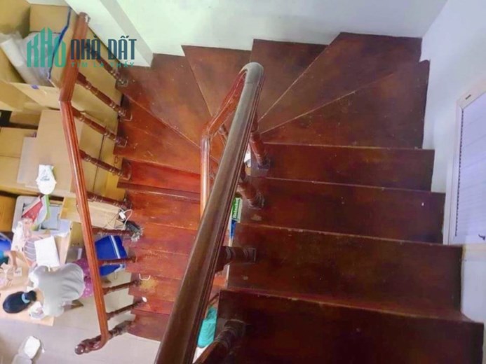 PHÙNG CHÍ KIÊN 54M 3T MT4M GIÁ CHỈ 11 TỶ 2