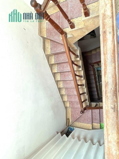 Bán Nhà Ngõ 6 Phố Đội Nhân 92m2 x 4 tầng, ngõ thông rộng, khách mua về ở luôn hoặc xây căn 7-8 tầng