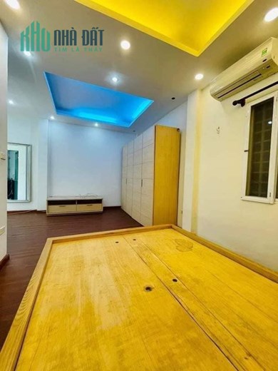 Nhà riêng 39m, 4 tầng, 3PN phố Tạ Quang Bửu, Bách Khoa,phố VIP cách phố chỉ 15m, giá tốt