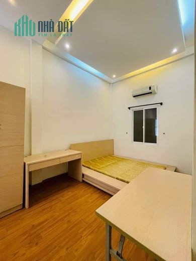 Nhà riêng 39m, 4 tầng, 3PN phố Tạ Quang Bửu, Bách Khoa,phố VIP cách phố chỉ 15m, giá tốt