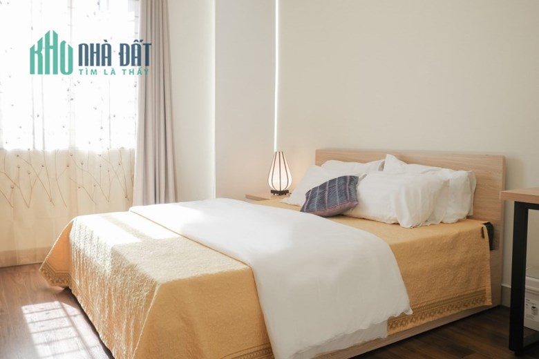 Bán nhà MP đường nước phần lan, Tây Hồ, ôto tránh, 55m2, giá nhỉnh 12 tỷ: quynh8pm