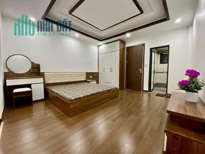 GIA ĐÌNH BÁN NHÀ GẦN TRƯỜNG ĐẠI HỌC BÁCH KHOA HAI BÀ TRƯNG DT:35M2 5 TẦNG 3 NGỦ MT:4.5M GIÁ: 4.35TỶ