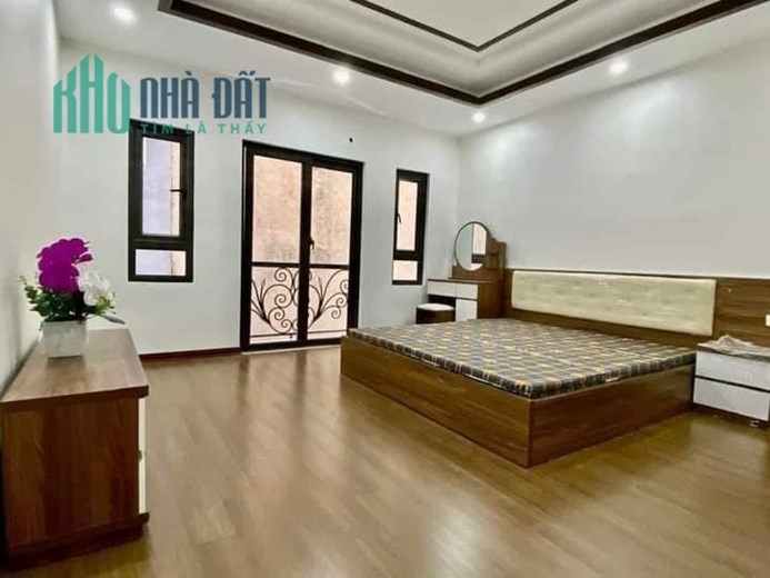 GIA ĐÌNH BÁN NHÀ GẦN TRƯỜNG ĐẠI HỌC BÁCH KHOA HAI BÀ TRƯNG DT:35M2 5 TẦNG 3 NGỦ MT:4.5M GIÁ: 4.35TỶ