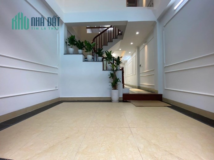 BÁN NHÀ THỔ QUAN, 39m2x 4T, MT4.2m, Ô TÔ ĐỖ CỔNG, LÔ GÓC, KINH DOANH, CHỈ NHỈNH 3 TỶ
