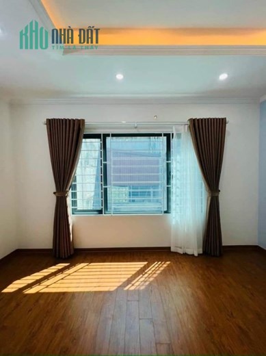 BÁN NHÀ THỔ QUAN, 39m2x 4T, MT4.2m, Ô TÔ ĐỖ CỔNG, LÔ GÓC, KINH DOANH, CHỈ NHỈNH 3 TỶ