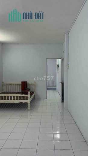 CHO THUÊ NHÀ NGUYÊN CĂN MỚI SƠN SỬA CÓ CỬA TRƯỚC, CỬA HẬU TRUNG TÂM PHƯỜNG 11, QUẬN 10