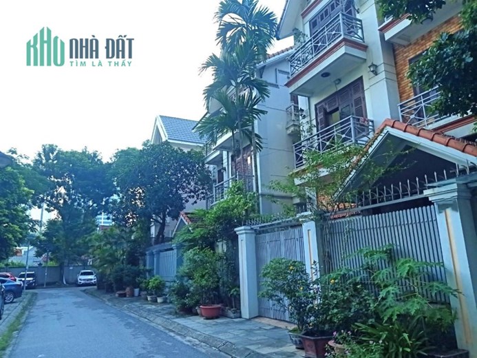 Bán Biệt Thự Mỹ Đình 2, 180m, 4T, MT10m, giá Đầu tư