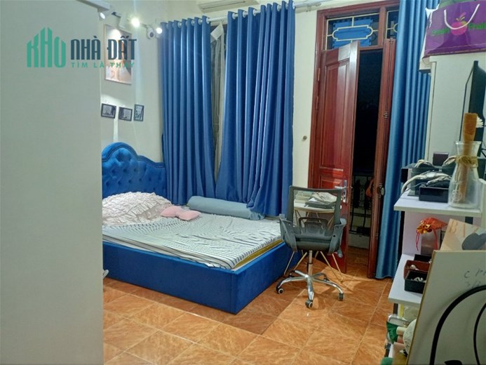 NHÀ TUYỆT ĐẸP 42m-4T-MẶT TIỀN RỘNG 7.1m-5.5 tỷ-THỊNH QUANG-ĐỐNG ĐA