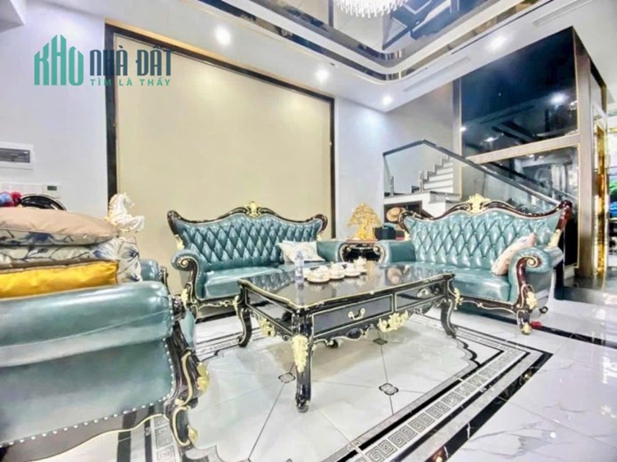 NGUYỄN KHUYẾN, VĂN QUÁN, Ô TÔ ĐỖ CỬA, NHỈNH 6 TỶ