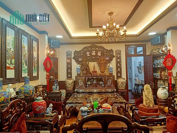 Bán Gấp! Phân Lô Phố Tân Mai, Quận Hoàng Mai, 85m x 5T, Giá 15 tỷ. LH 0901766566.