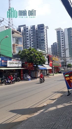 Bán nhà trọ đường Hương Lộ 3 Bình Tân 12x16 xây 4 lầu 24 phòng đối diện Eon Tân Phú.