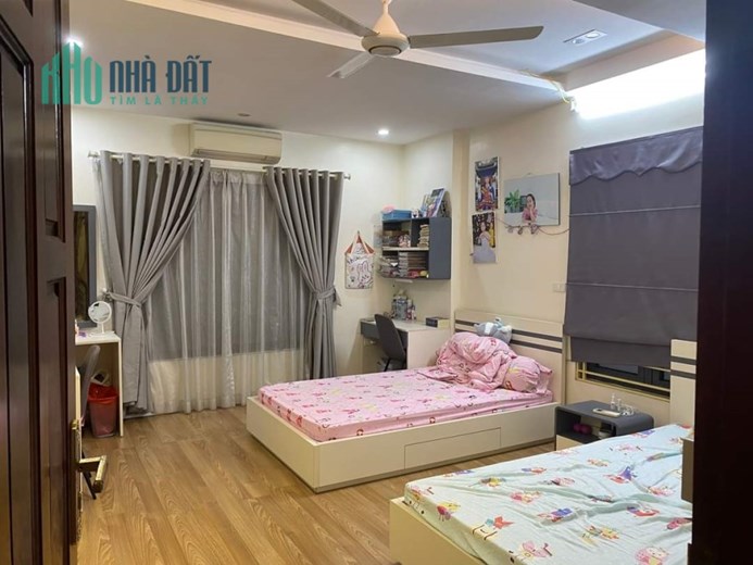 Nhà đẹp dân xây,30M ra mặt phố Tây Sơn,ngõ thông tứ tung,lô góc thoáng sáng ,giao thông thuận