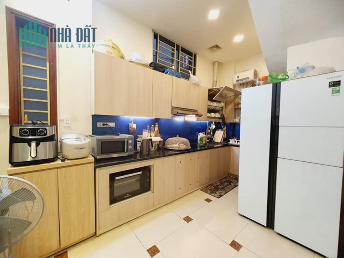 Nhà đẹp dân xây,30M ra mặt phố Tây Sơn,ngõ thông tứ tung,lô góc thoáng sáng ,giao thông thuận