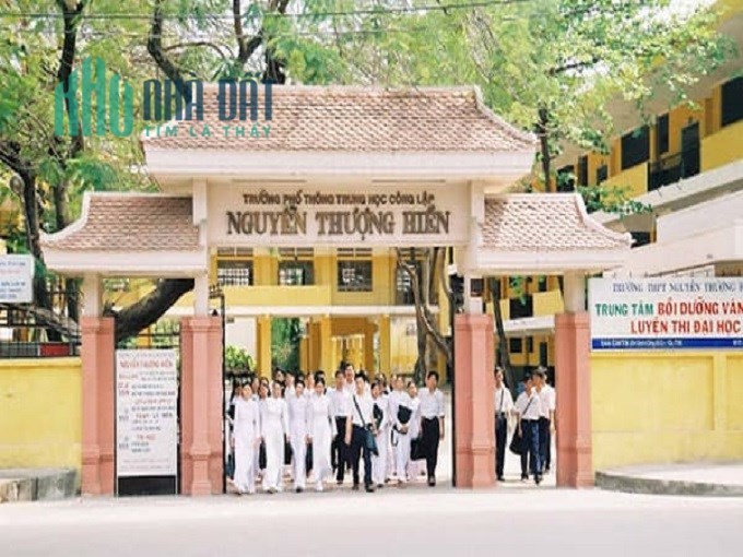 Bán nhà HXH hạ chào 2.4 tỷ, Hoàng Văn Thụ, P4, Tân Bình, 68m2, 2 tầng, giá rẻ.