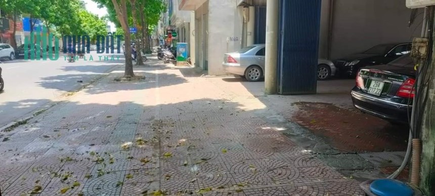 Lô Đất Siêu Đẹp Quận Long Biên, Mặt Phố Thạch Bàn, 441m, Mt 12m, Giá  99 tỷ.