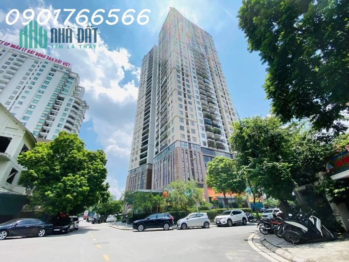 Giá Cực Sốc, Biệt Thự  KĐTM Dịch Vọng, Quận Cầu Giấy, 307m x 4T, Giá hơn 60 tỷ.