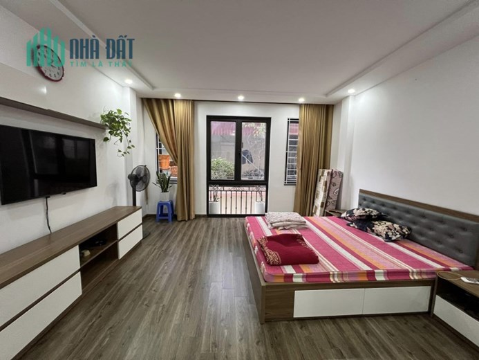 Bán nhà Cát Linh, ngõ nông, rộng, ô tô gần, 2 thoáng,nhà đẹp, 38m, 3.95 tỷ