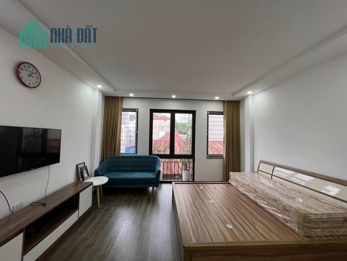 Bán nhà Cát Linh, ngõ nông, rộng, ô tô gần, 2 thoáng,nhà đẹp, 38m, 3.95 tỷ