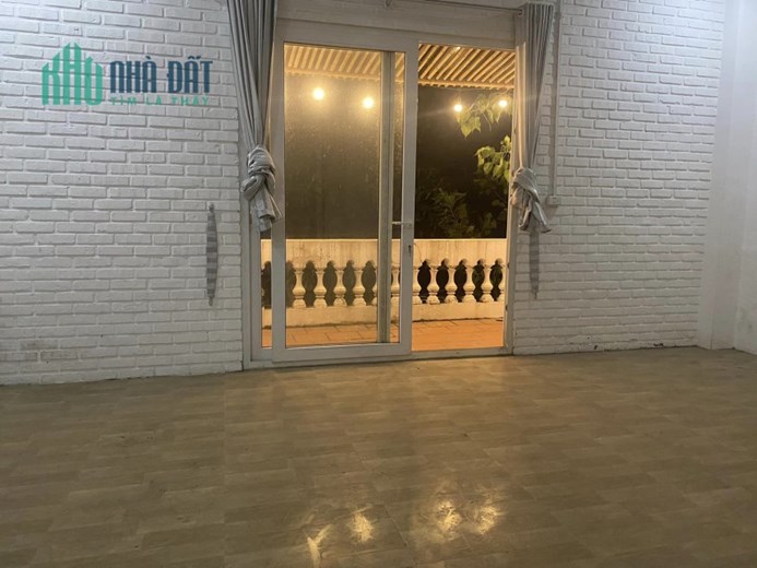 Bán nhà mặt Phố Tô Ngọc Vân 191m², 2.5 tầng, MT 10m, giá 46.5 tỷ Tây Hồ. Mua liên hệ: O94lO7l689