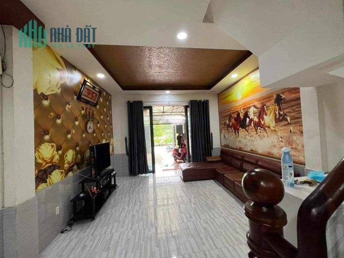 Bán nhà mặt tiền sông 3 tầng 5x15m nhỉnh 5 Tỷ, HXH Thạnh Xuân, Quận 12