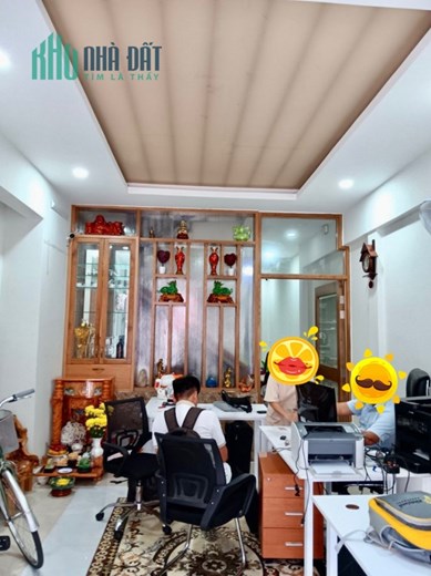 Bán Nhà Riêng 56m2 3Tầng HXH đường Trường Chinh  Quận Tân Phú Nhỉnh 6TỶ.