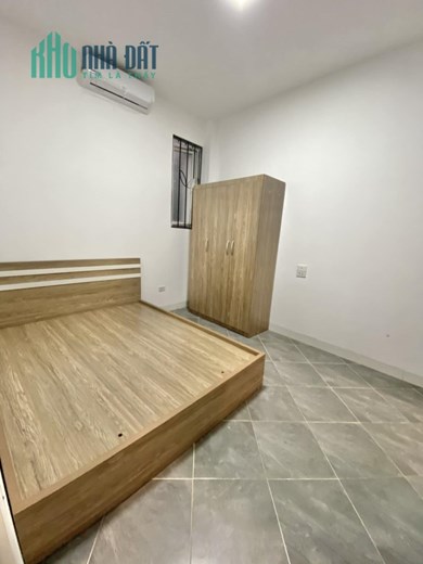 Tòa nhà căn hộ 7T thang máy 10P khép kín DT 600tr/năm