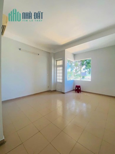 Cho thuê nhà 2 tầng mặt tiền tiểu la -Hoà Cường Bắc _Đà Nẵng