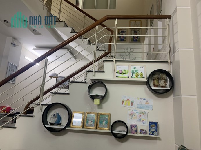 Bán nhà 2 tầng mặt tiền, phường Hòa Thọ Đông, quận Cẩm Lệ. Diện tích 100 m2. Giá 4.45 tỷ.
 Lh